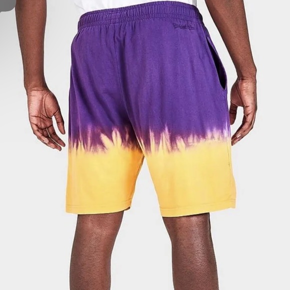 Men’s Mitchell and Ness Lakers Yellow and Purple Ombré Shorts, NWT, Size L - Picture 2 of 5